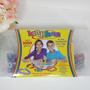 Bandaloom Kit. Rubber Band Bracelets kit. Craft kids. As seen on tv